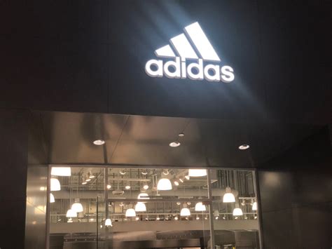 adidas outlet miami